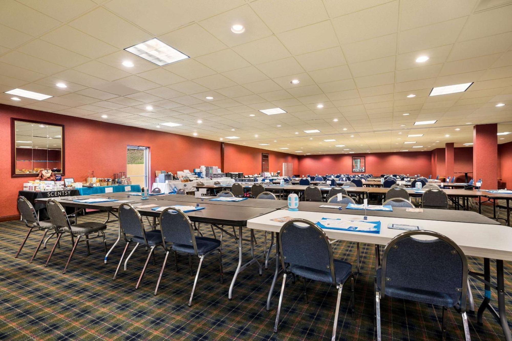 Suburban Studios Syracuse Fairgrounds Eksteriør billede
